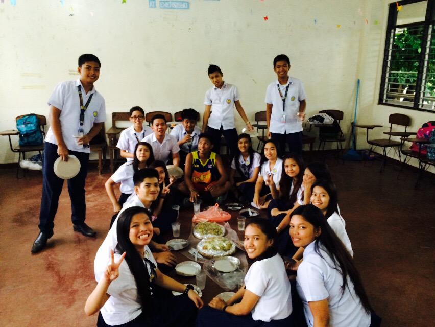 Simonites10's tweet photo. Happy Birthday Divine!!! ππ
Thank you sa foooooods! ππ
@Divinemejia
#simonites http://t.co/6A76GpyVFo
