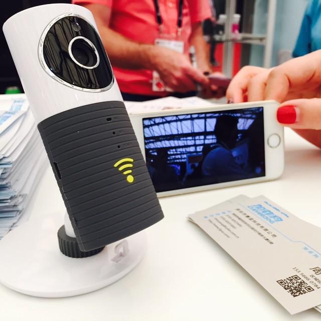 abhishek's tweet image. Great wifi camera but it&apos;s laggy in view at 720p - although looks cool :) #mwc2015 ift.tt/1Llu1lJ