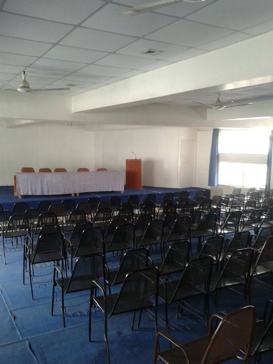PratibhaPune's tweet photo. Pratibha Group of Institute
Spacious high-tech auditorium.
#pratibhapune http://t.co/2E6OvgHrv7