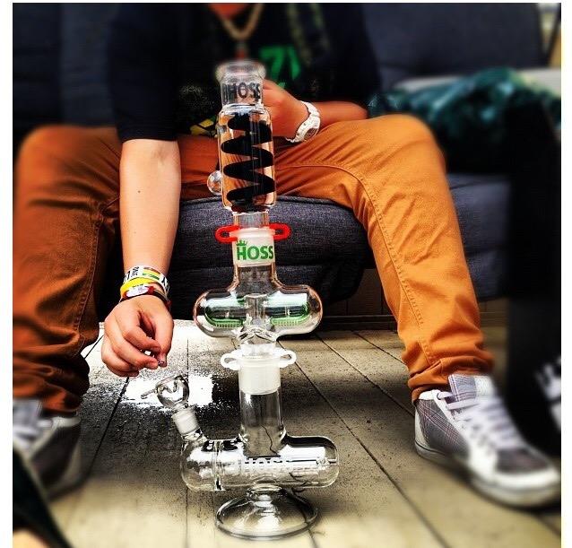 GlassPornPics's tweet photo. Nothing wrong with a Build-a-Hoss 😏 http://t.co/d7rnVXHjKh