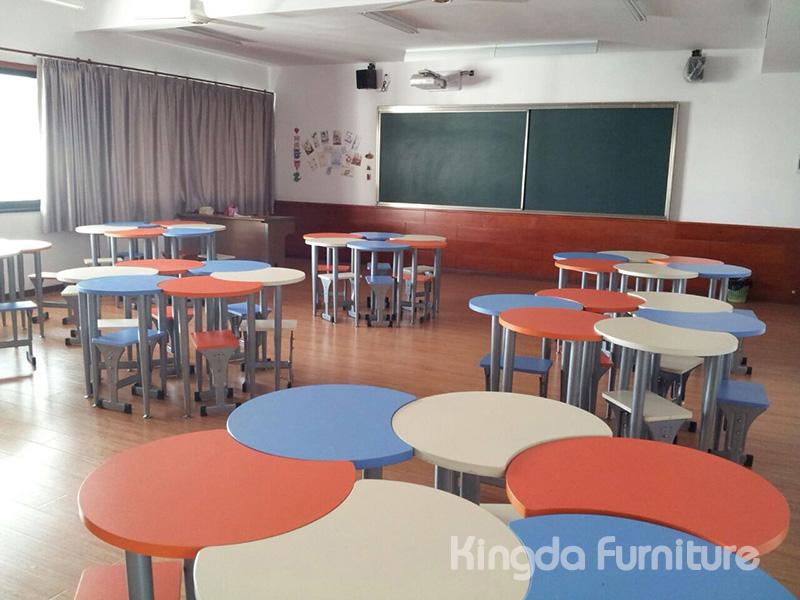 kingdafurniture's tweet photo. #CLASSROOMTABLE   #multifunctiontable   #schooltable  It must be very interesting to sit in such interesting tables http://t.co/ppAuJw3bZZ