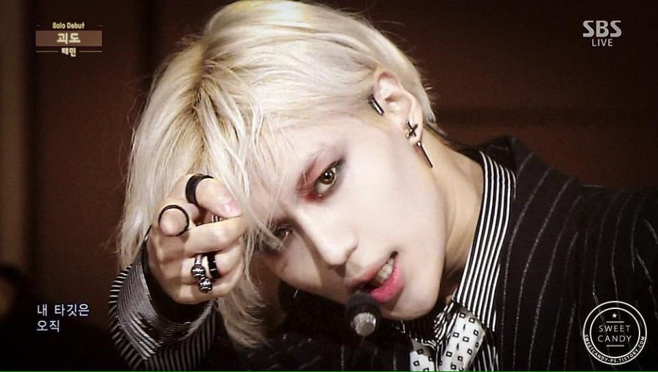 キのコ tweet media