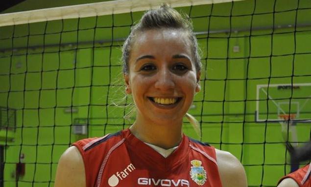 VolleyItalia's tweet photo. Benedetta Bertiglia e Giulia Torchia per la B1 Femminile di Sport in Cuneo @Federvolley http://t.co/XopTkdFT9z http://t.co/LzceXclr6U