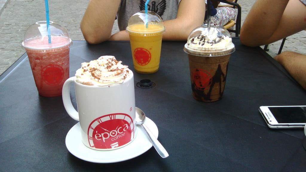 EpocaCoffee's tweet photo. Disfruta de nuestra terraza de verano http://t.co/1PrLosc1hC