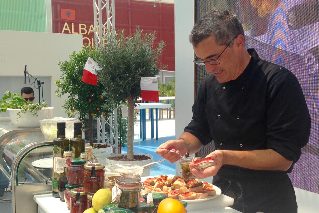 Expo2015Milano's tweet photo. Per il #NationalDay di @MaltaExpo2015 a #Expo2015, cooking show, assaggi e musica. Vi aspettiamo! #MaltaDay http://t.co/8CA9Yieoaf