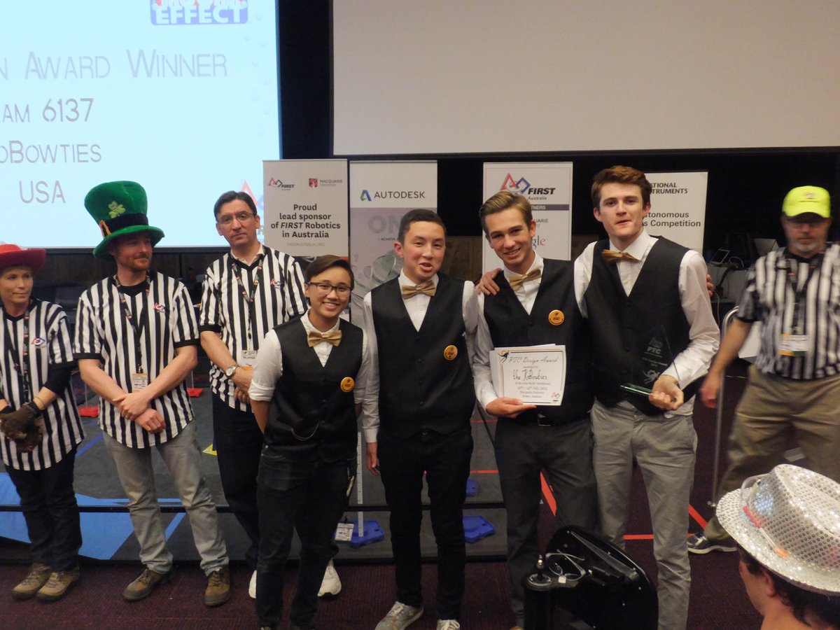 RoBowties_6137's tweet photo. got PTC Design Award at #API15 in Sydney @Macquarie_Uni nice variety of teams and robots here! @FTCteams @FIRSTSD http://t.co/el58rLVWWO