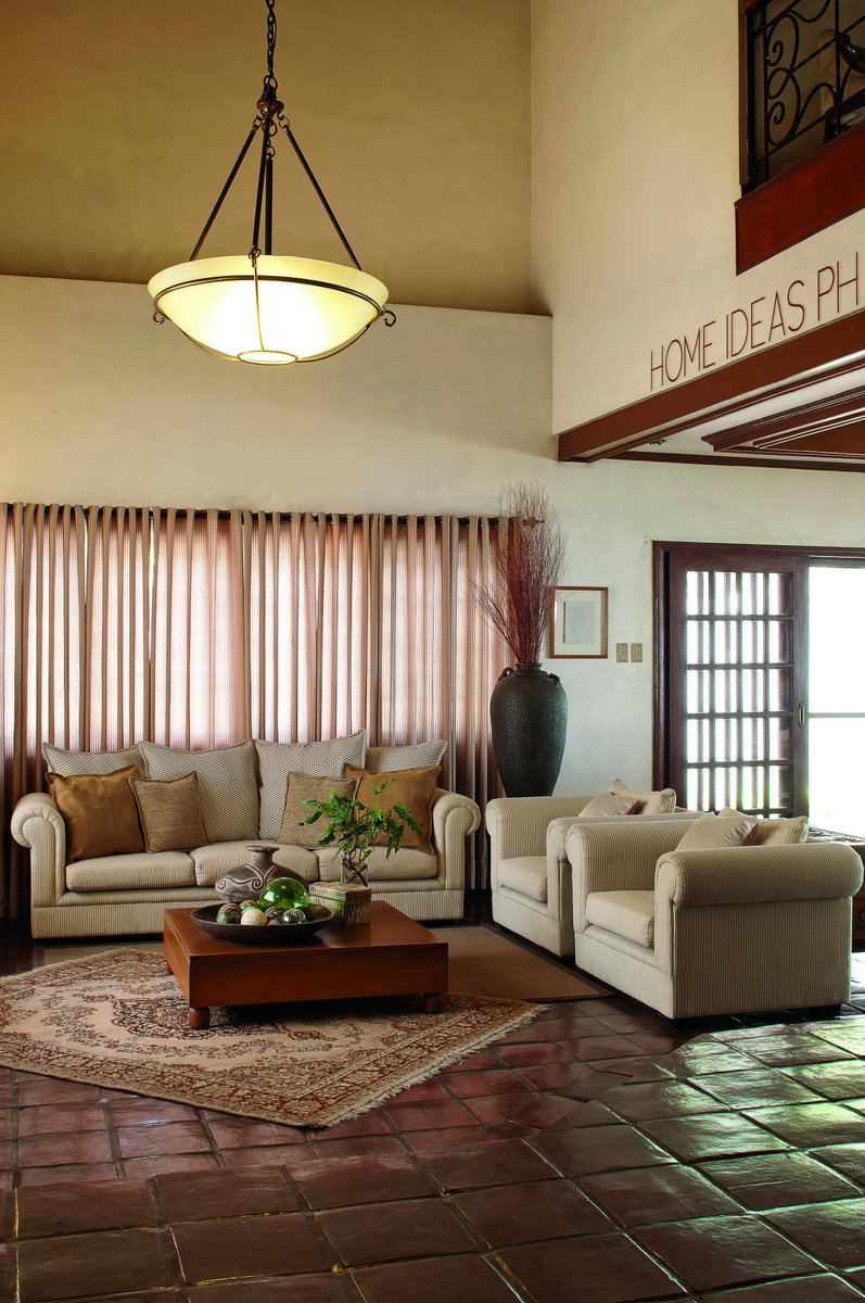 HomeIdeasMag's tweet photo. #Wood and #TerraCotta tiles make a room warmer and more #cozy. #Interiors #Interiordesign #design #homeideas #living http://t.co/5qhl1mNkMN