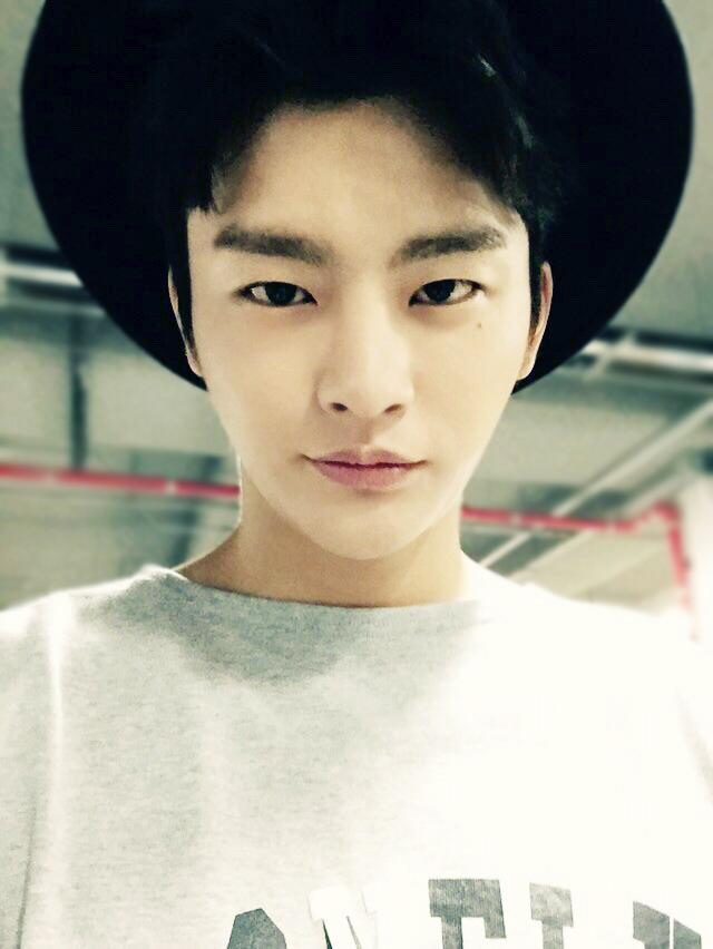 #너를기억해 비하인드 네번째. 이런게 바로 남친짤의 정석?! 서훈남 #서인국 의 셀카를 공개합니다:)