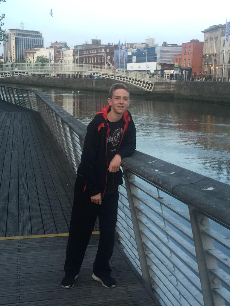 luke_macgowan's tweet photo. @Jack_Septic_Eye made it to Dublin! http://t.co/oMP3HtZjeG