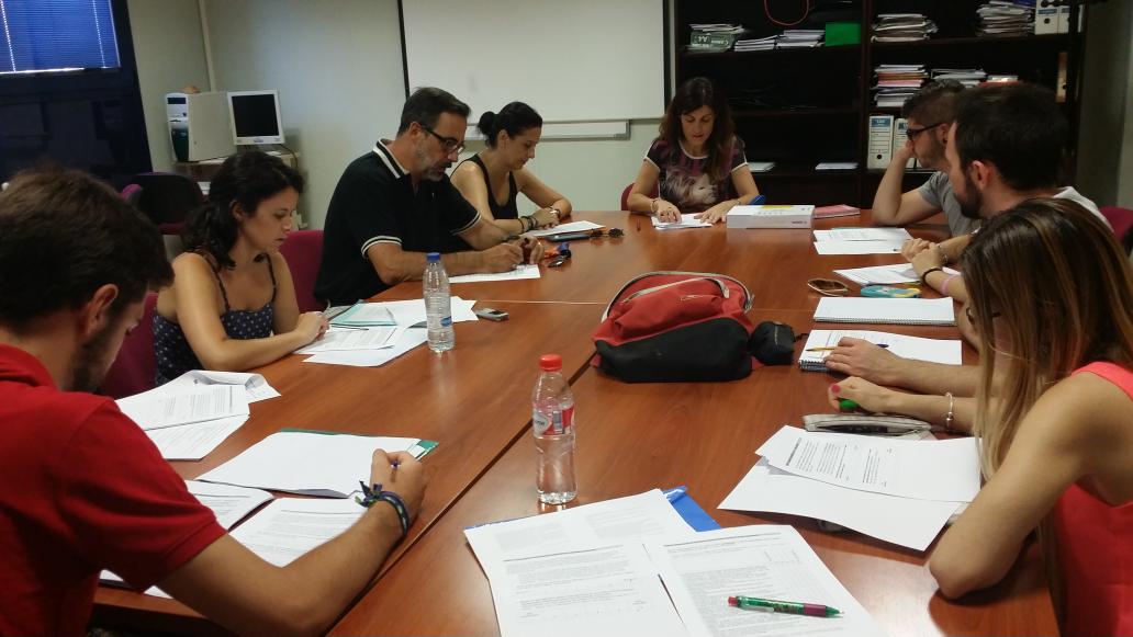 NurSus_EU's tweet photo. Trabajando Delphi #Nursus-toolkit #Nursus.eu #Enfermeria #sostenibilidad con los estudiantes de enfermería de @ujaen http://t.co/CABqEmek37