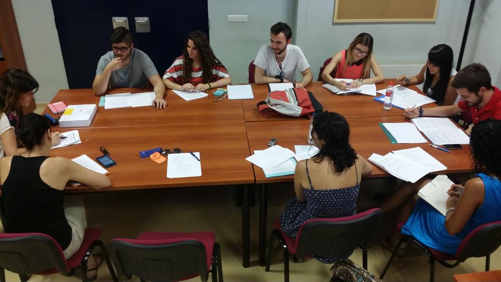 NurSus_EU's tweet photo. Trabajando Delphi #Nursus-toolkit #Nursus.eu #Enfermeria #sostenibilidad con los estudiantes de enfermería de @ujaen http://t.co/CABqEmek37
