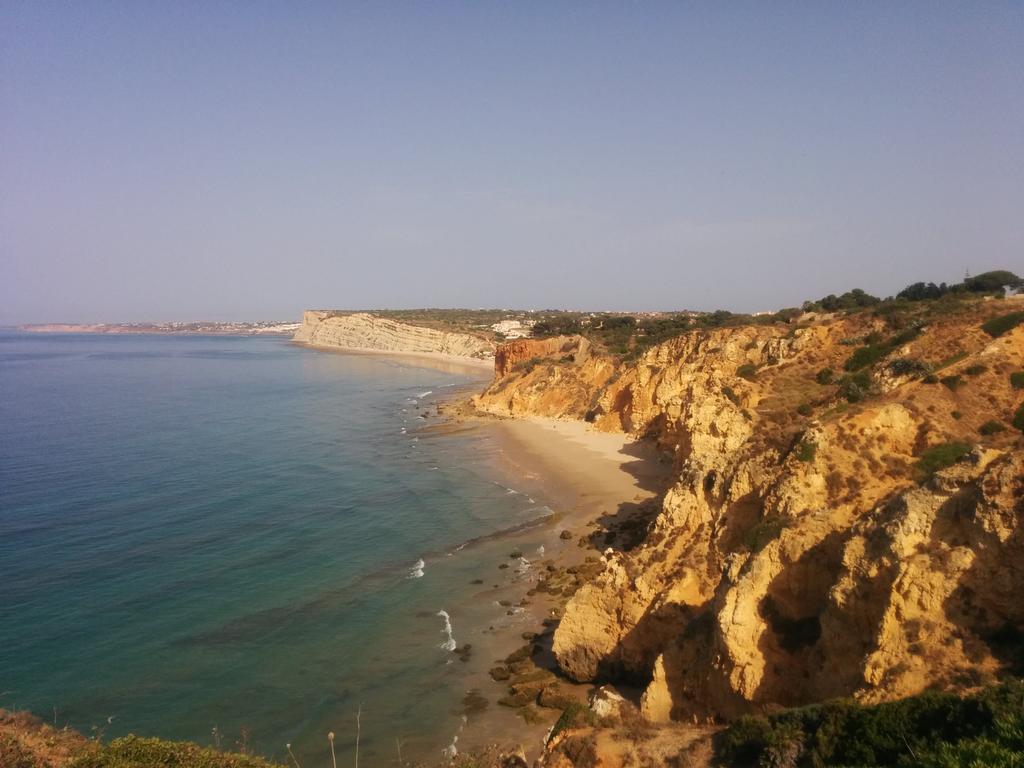 algarvetweets's tweet photo. BOM DIA BEAUTIFUL SIZZLING #ALGARVE!!! Here's to another day of incredible #weather &amp; amazing colours!
@visitportugal http://t.co/xYVcNzhlvx