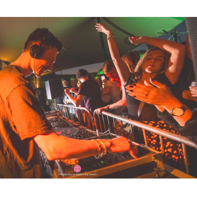 runningwild_uk's tweet photo. @LoveboxFestival presents After Dark with Running Wild at Oval Space this Friday~ Tickets: http://t.co/EkyBcbOalA http://t.co/dSGFCvCHZV