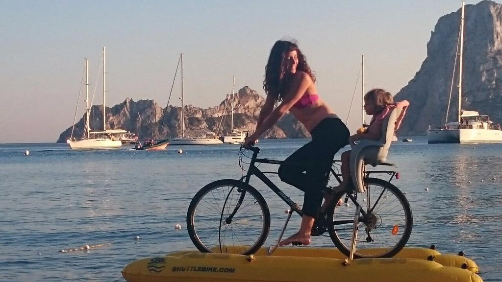 NoName_Sport's tweet photo. NoNameSport 👍 #Ibiza #ShuttleBike http://t.co/buzd7FpZxM