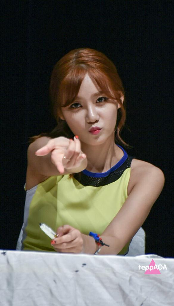 teppAOA921230's tweet photo. 150628 AOA 심쿵해 sign event
❤❤❤
#HeartAttack3rdWin #유나 #YUNA #AOA #심쿵해 #Heart_Attack @Official_AOA http://t.co/gDGAoQZ4oS