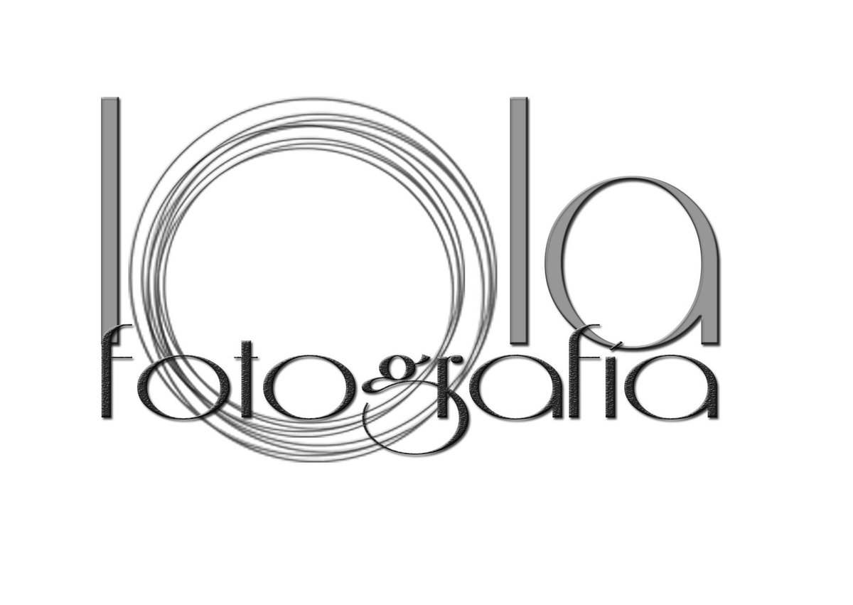 Creatuaire's tweet photo. Logotipo para Lola, un gran descubrimiento, una gran fotógrafa. Ve más en: http://t.co/gSaQZ0GWAe http://t.co/IMMVYaF5MP