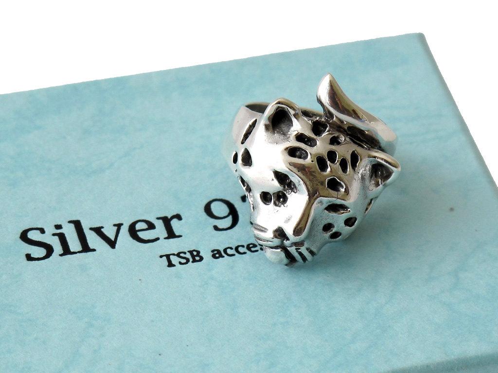 Silverringsshop's tweet photo. Ring | Jaguar Ring | Wild Animal Rings | Mayan Ring | Handmade o… https://t.co/rFCrj34Fim #RTOE1 #SterlingJaguarHead http://t.co/UPLBoEDjpz