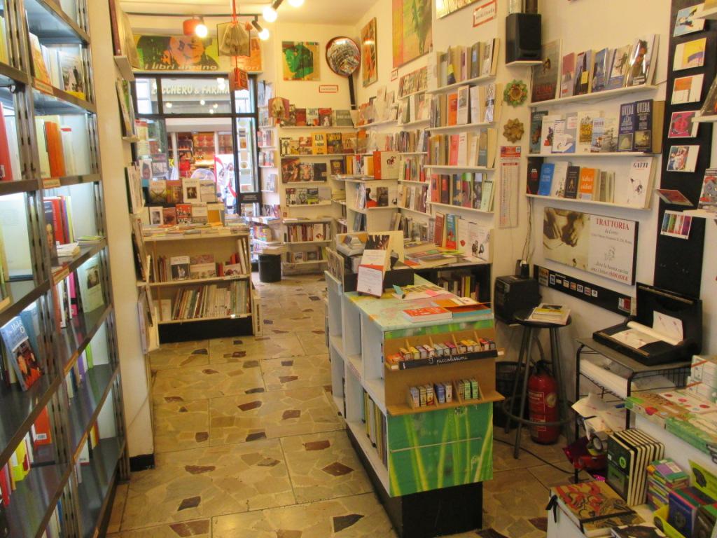 La "#Sinistra è assente", le #librerie indipendenti invece no!
Nuova tappa di Carocci <a href="/OdradekRoma/">LibreriaOdradek Roma</a>
#EstateInLibreria