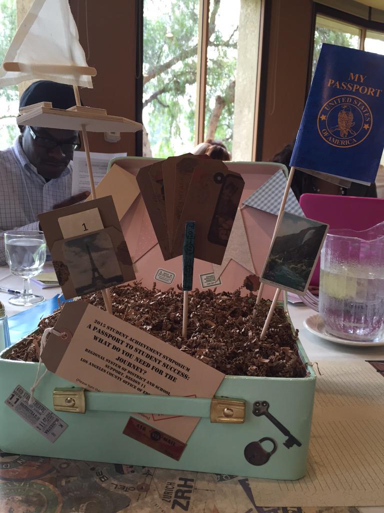 Robyn Charles tweet media