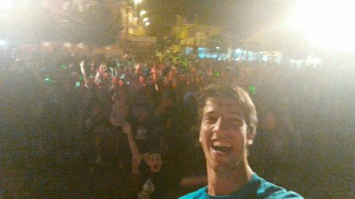 MauriCatulo5's tweet photo. Increíble noche la de ayer, otro año más...
GRACIAS PESQUERO!!
#ElCarmen15 #BarrioPesquero #DJCatulo #DJCatuloTOUR http://t.co/TfggYFgcNd