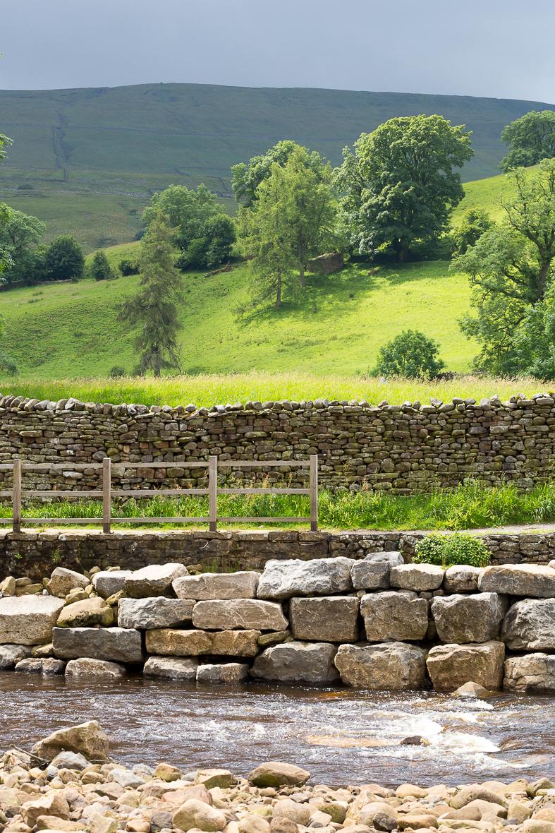 VickiPBroadbent's tweet photo. Gorgeous yorkshire on the blog as we review @gorgeouscottage http://t.co/4ETGx7K13q http://t.co/gFwciCxGcu