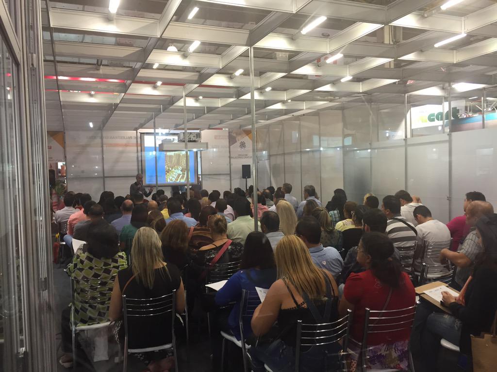 dempifiesp's tweet photo. Mais um dia de palestras na #fipan2015 "tendências atuais de panificação"
#fipan #2015 #ciclodepalestras http://t.co/UTYc3TK5rC