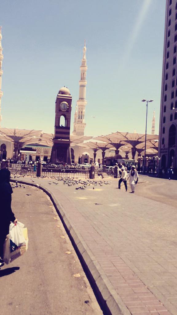 Qurban_lawfirm's tweet photo. : This years's Eid's First Day @Snapchat  Broadcast must be from Almadinah Almunawarah #Madinah_live http://t.co/xscPXKrGMA
