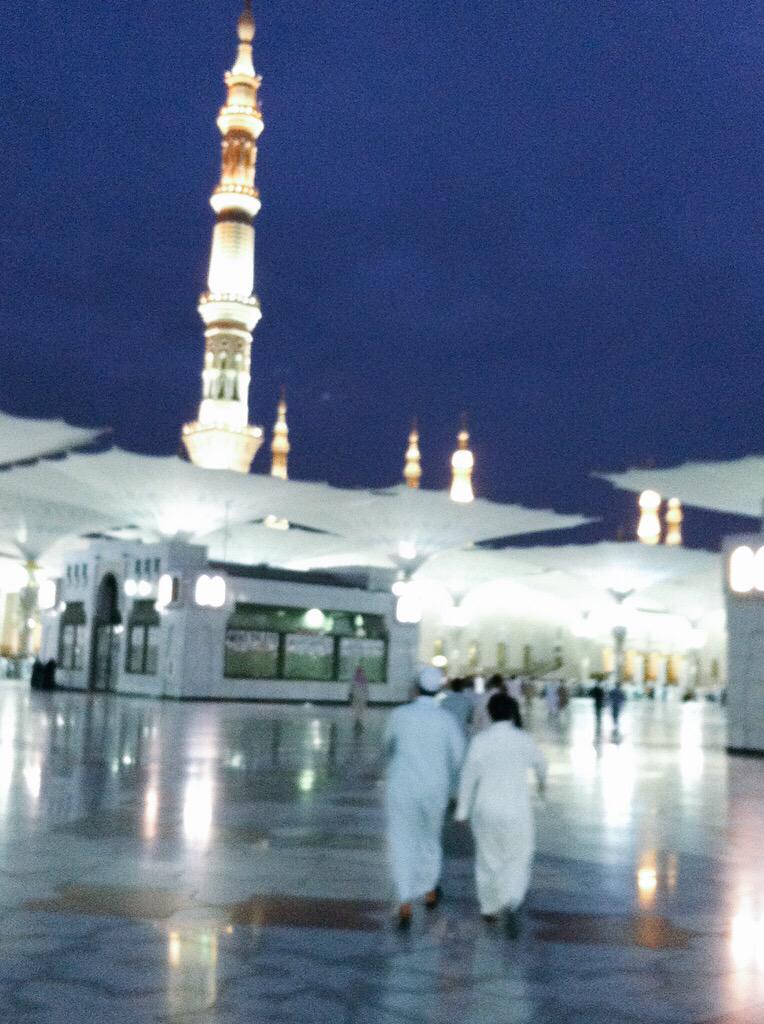 Qurban_lawfirm's tweet photo. : This years's Eid's First Day @Snapchat  Broadcast must be from Almadinah Almunawarah #Madinah_live http://t.co/xscPXKrGMA