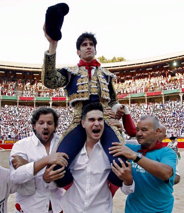 ptlopezsimon's tweet photo. 3 Puertas Grandes 3 en dos plazas de 1a, en algo más de dos meses. #SumaSigueYNoMiraParaAtrás #yosoydelópezsimón http://t.co/6NJUYOOjMg