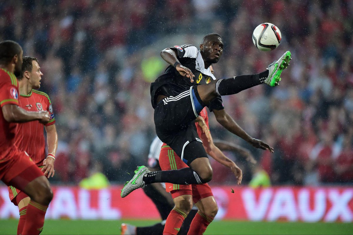 HLN_BE's tweet image. Rode Duivel is duurste Belg aller tijden: @LFC betaalt 46,5 miljoen voor @bentekechris20 #HLN #BelRedDevils