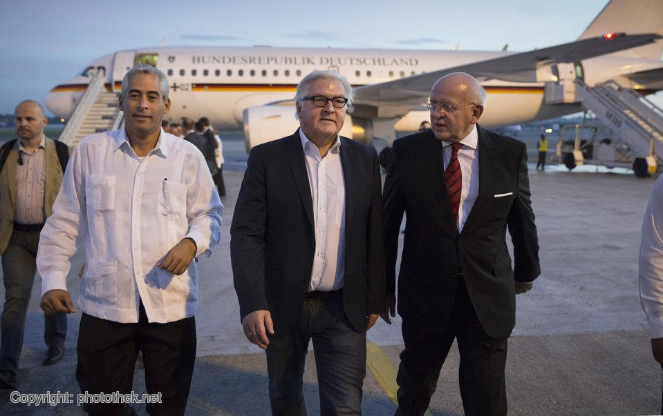 GermanyDiplo's tweet photo. Just arrived in #Havanna: FM #Steinmeier is the first German Federal Foreign Minister to visit #Cuba. @CubaMINREX http://t.co/oZmWPJU5IC