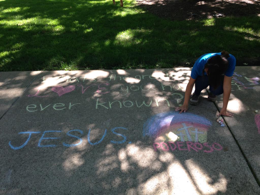 hapalee90's tweet image. Team b spent time on the UM campus yest doing our sports outreach &amp;amp; chalking. PTL for the friends we met #csmp15 #joy
