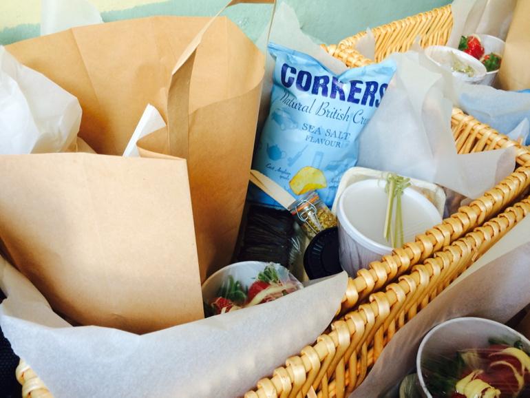 Puddini at the deli tweet media