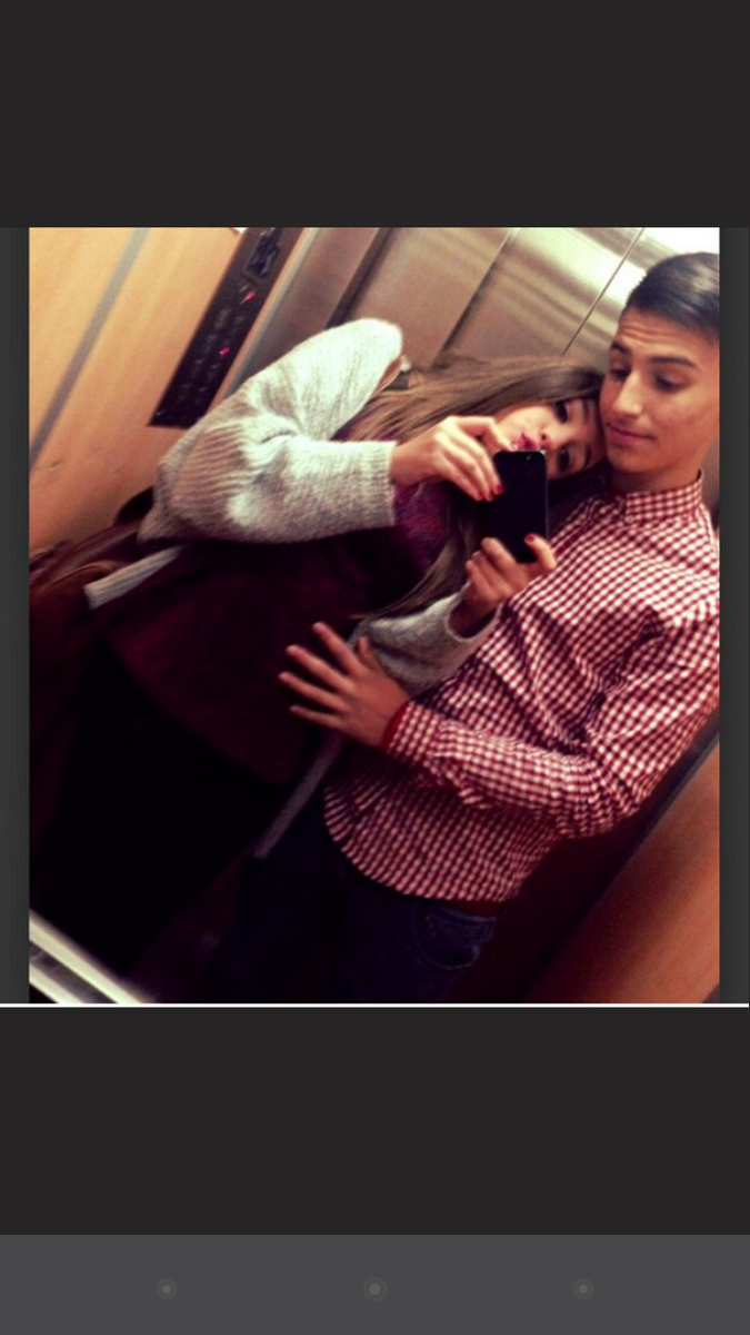 Sergi1919's tweet photo. Buenos díasssss jeje,ponerme una fotito con alguien al que le t...   http://t.co/7SO8bO8wXS http://t.co/1aGaVBy9Rb