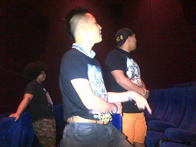 Di kagetin sm kokoh <a href="/ernestprakasa/">Pria Perkasa</a> <a href="/Mongol_Stres/">Mongol Stres</a> pas lg nntn di citraland