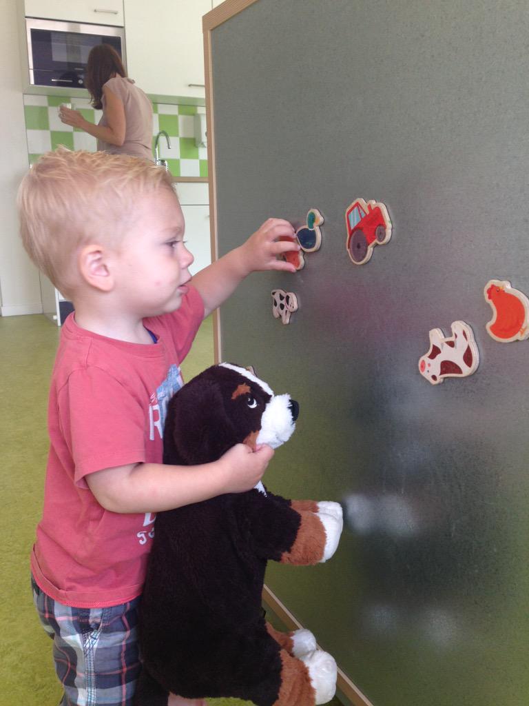 1domijn's tweet photo. Iedereen zijn eigen plezier vandaag #kindfeest @mondomijn http://t.co/AXDqD6BS4D