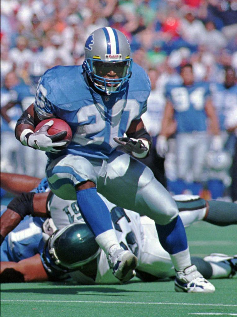 Happy birthday to:
Barry Sanders ( Bubba Watson Jimmy Johnson 