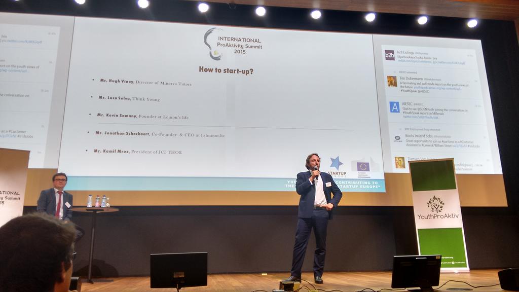 AIESECinBelgium's tweet image. Conversation with Luca Selva from @ThinkYoungTW on #HowtoStartup  #IPS2015
