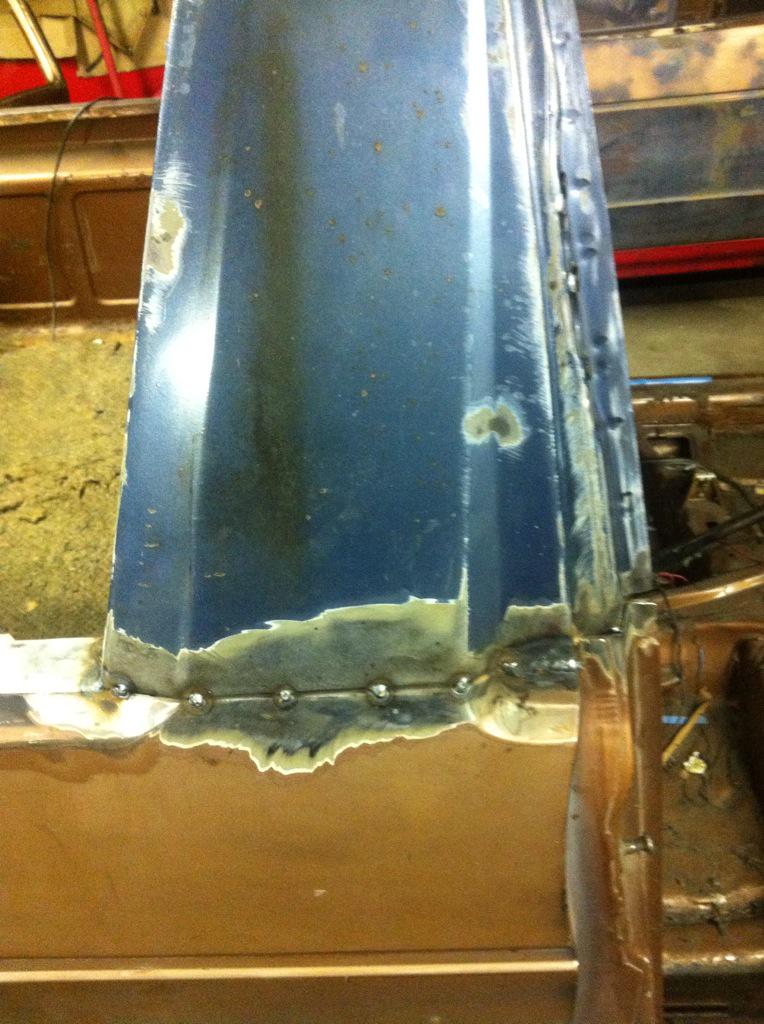 RabbitRebuild's tweet image. Brother came over and spotted the roof on! Got me started, and told me I need to connect the dots, THANKS BRO!