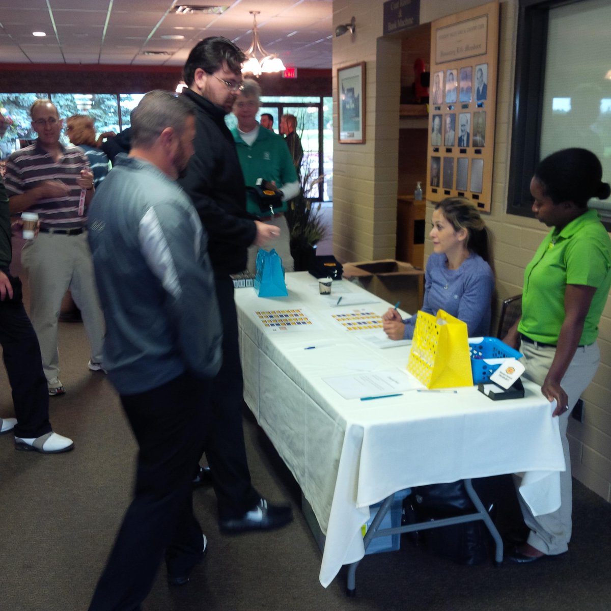 StandardGeneral's tweet image. Welcome to the 2015 annual golf tournement! #stalbert #sturgeon