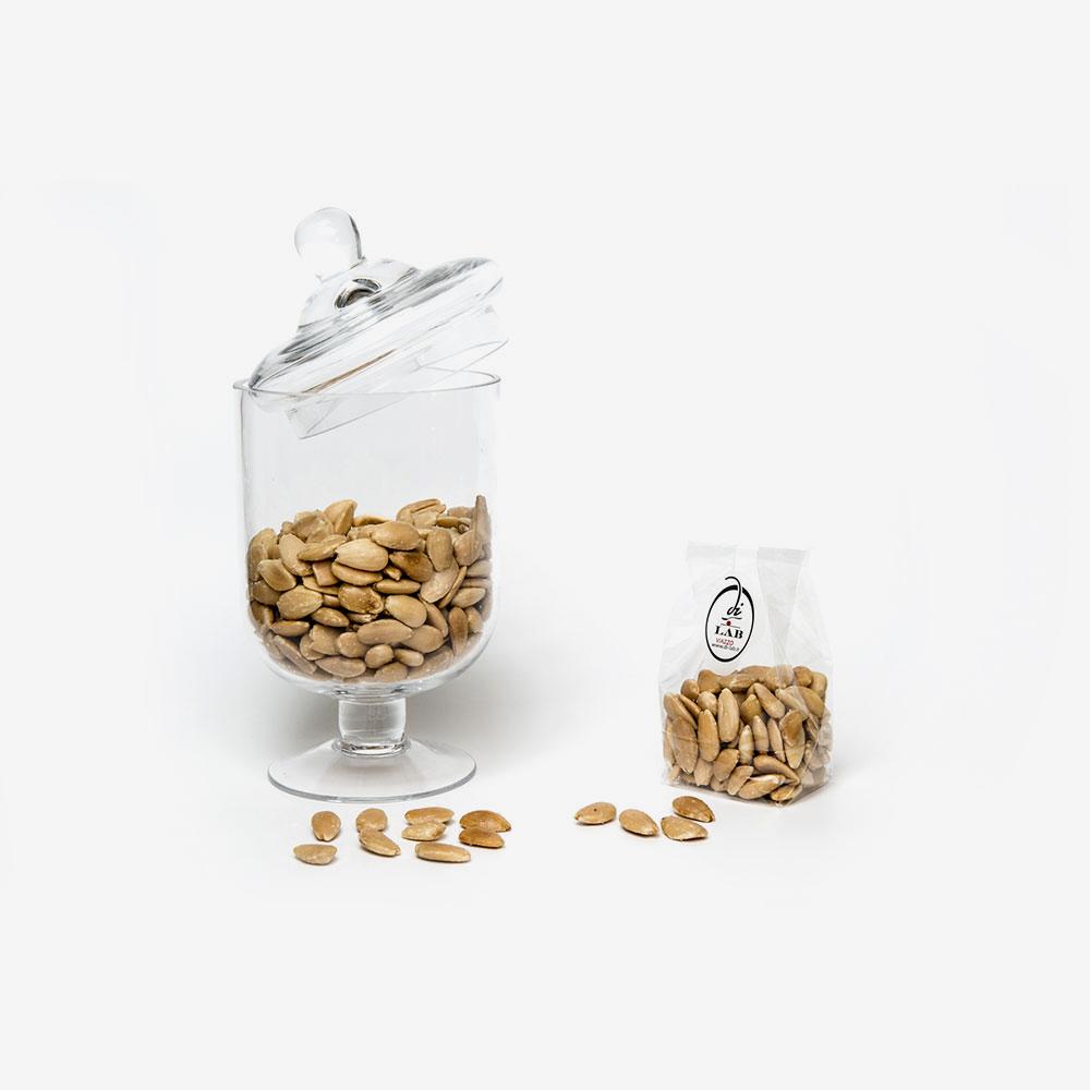 diLABit's tweet photo. #Mandorle tostate e salate, per uno spuntino in spiaggia o dopo una passeggiata in montagna! http://t.co/tzRYDIn1OJ http://t.co/IWLfvnqUpP