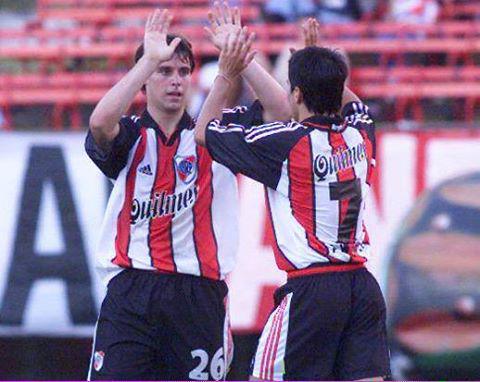 CARPyNadaMasOk's tweet photo. Posiblemente saviola y cavenaghi van de entrada contra Rafaela. http://t.co/xrjBPld2DK