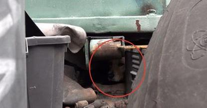 Jaw_dropping's tweet photo. What Happened During This Dogs Rescue Will Keep You On The Edge Of Your Seat https://t.co/l90SO7oUJw  https://t.co/JflM9izJia