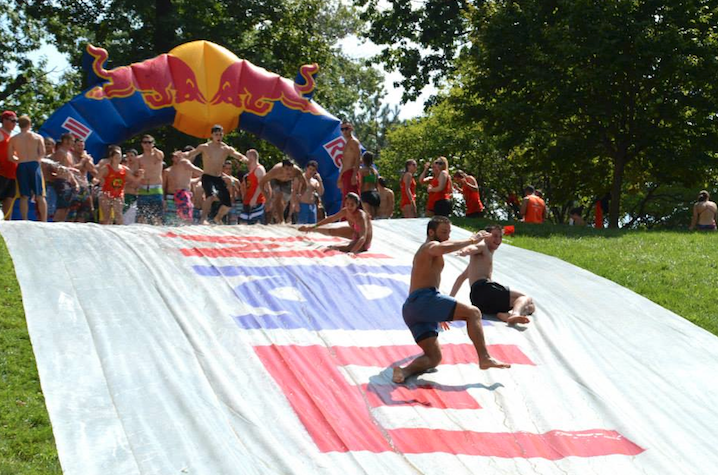 totalfratmove's tweet photo. The Inner Monologue Of A Fraternity Recruitment Chair At A Summer Rush Event: http://t.co/35NF9EkfdZ http://t.co/3SvzMuVGbA