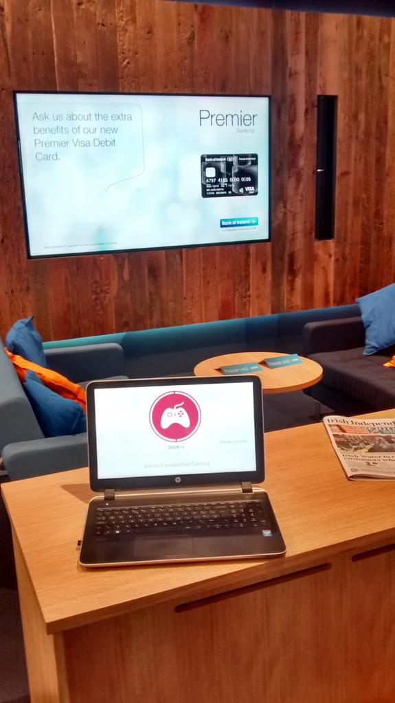 book_eIreland's tweet photo. Great event @BOIGrandCanalSq #BOIstartups http://t.co/qEjikiJxSD
