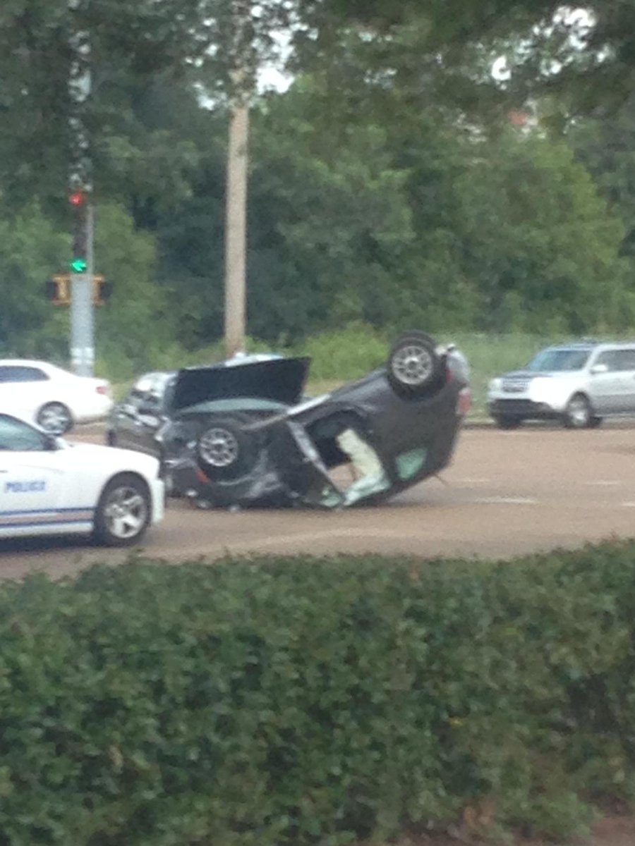samuraiplumber's tweet photo. Memphis drives http://t.co/PfrVokGJe5