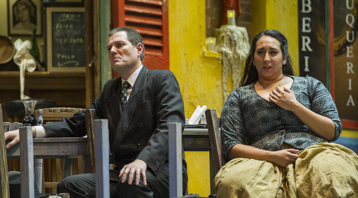 TeatroColon's tweet photo. A las 20, nueva función de Cavallería/Pagliacci. Entradas en boletería y http://t.co/stULnMxg8d http://t.co/lYHuPOVLiS