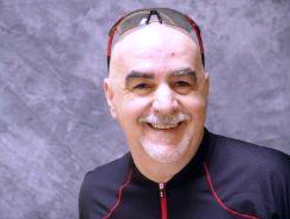 Toute information concernant Gilles Francoeur, 55 ans, peut être transmise à la police de Fredericton: 506-460-2300.