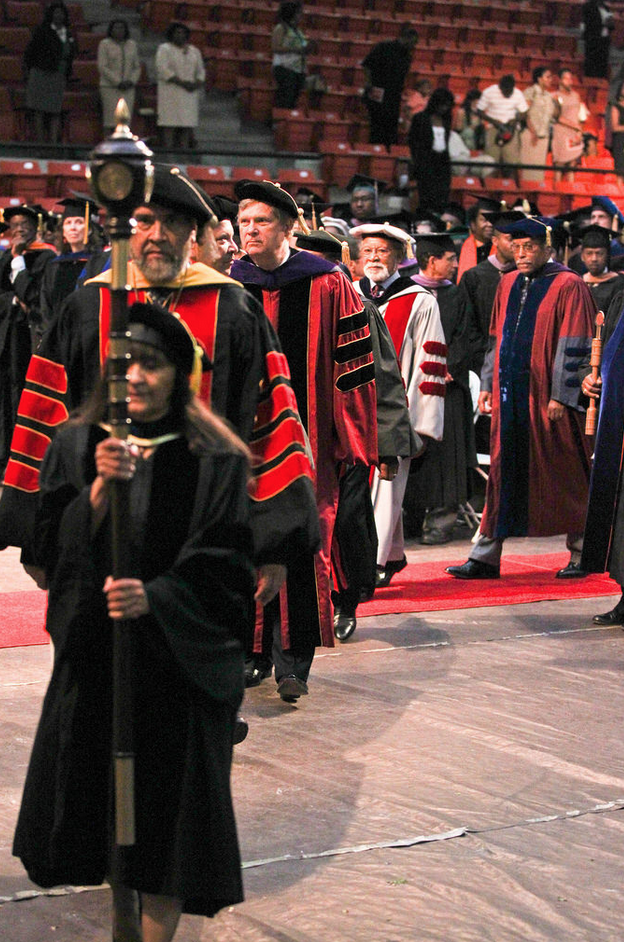 #USDARoadtrip: In 2013, SecVilsack visited Alabama to give the commencement address at <a href="/TuskegeeUniv/">TUSKEGEE UNIVERSITY</a> #Celebrate1890s