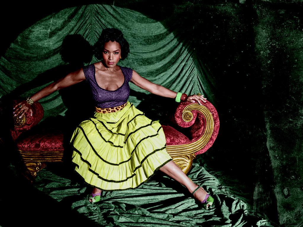 AHSFX's tweet image. Sarah Paulson, Kathy Bates, and Angela Bassett earn Emmy nominations for their roles in #AHS Freakshow! #Emmys